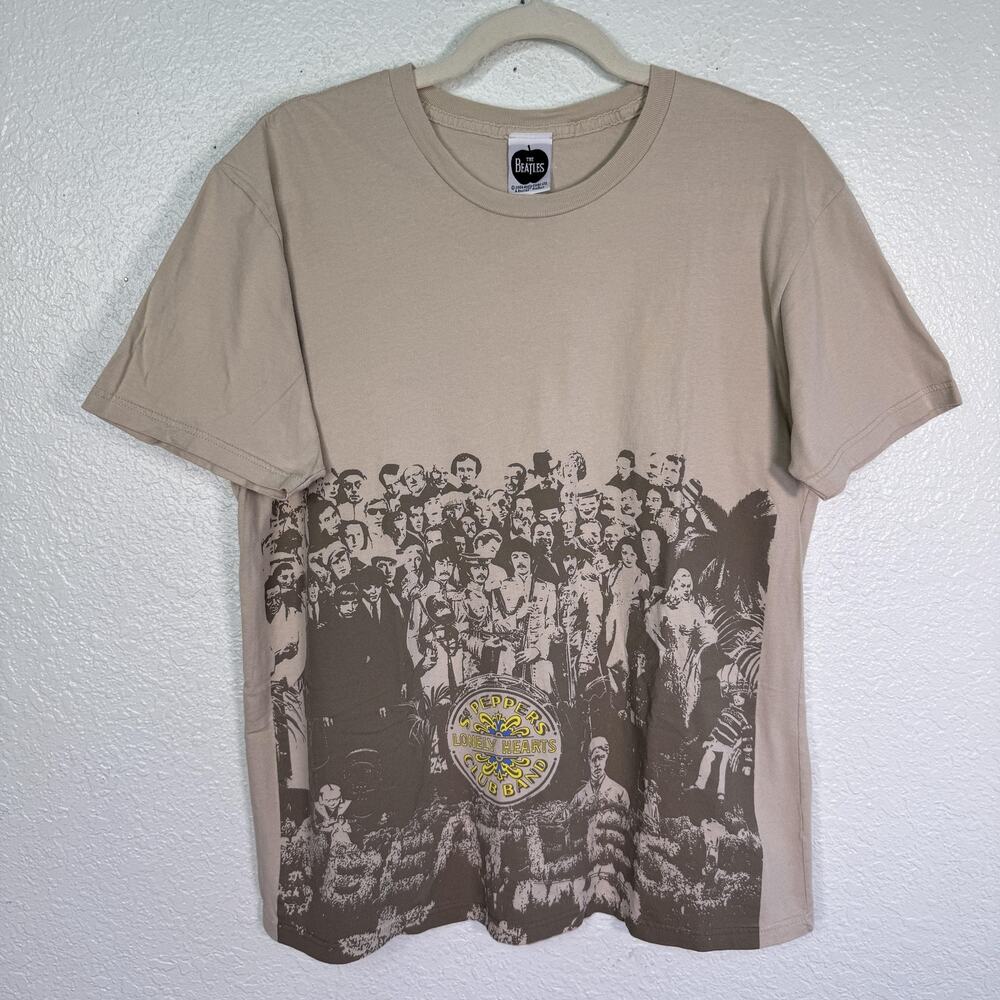 Vintage The Beatles Shirt Mens Sgt Peppers Club Band Graphic Tee 2000s Vtg